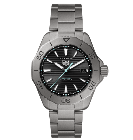 TAG Heuer Aquaracer Professional 200 Solargraph with Titanium Bracelet